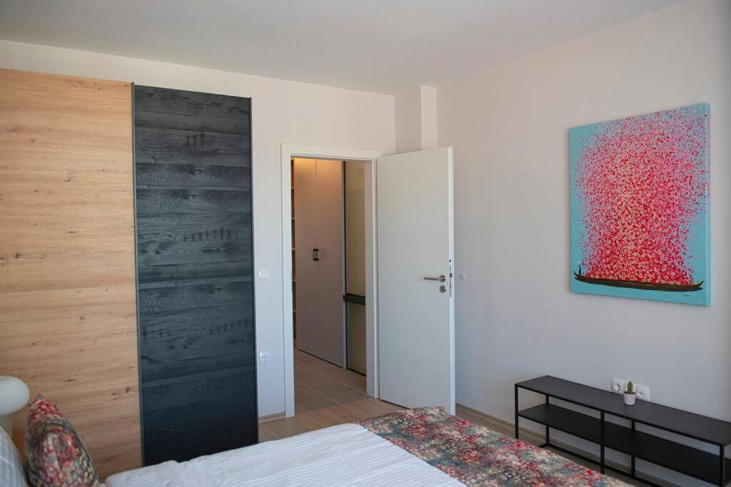 Tokiyo: A Lovely City Center 2 Bedrooms Apartment With Private Parking София Экстерьер фото